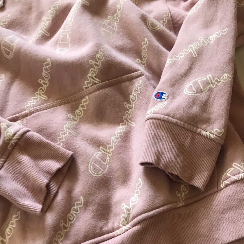 Womens CHAMPION Light Pink Mauve REPEATING LOGO Design Sweatshirt Hoodie Sz L